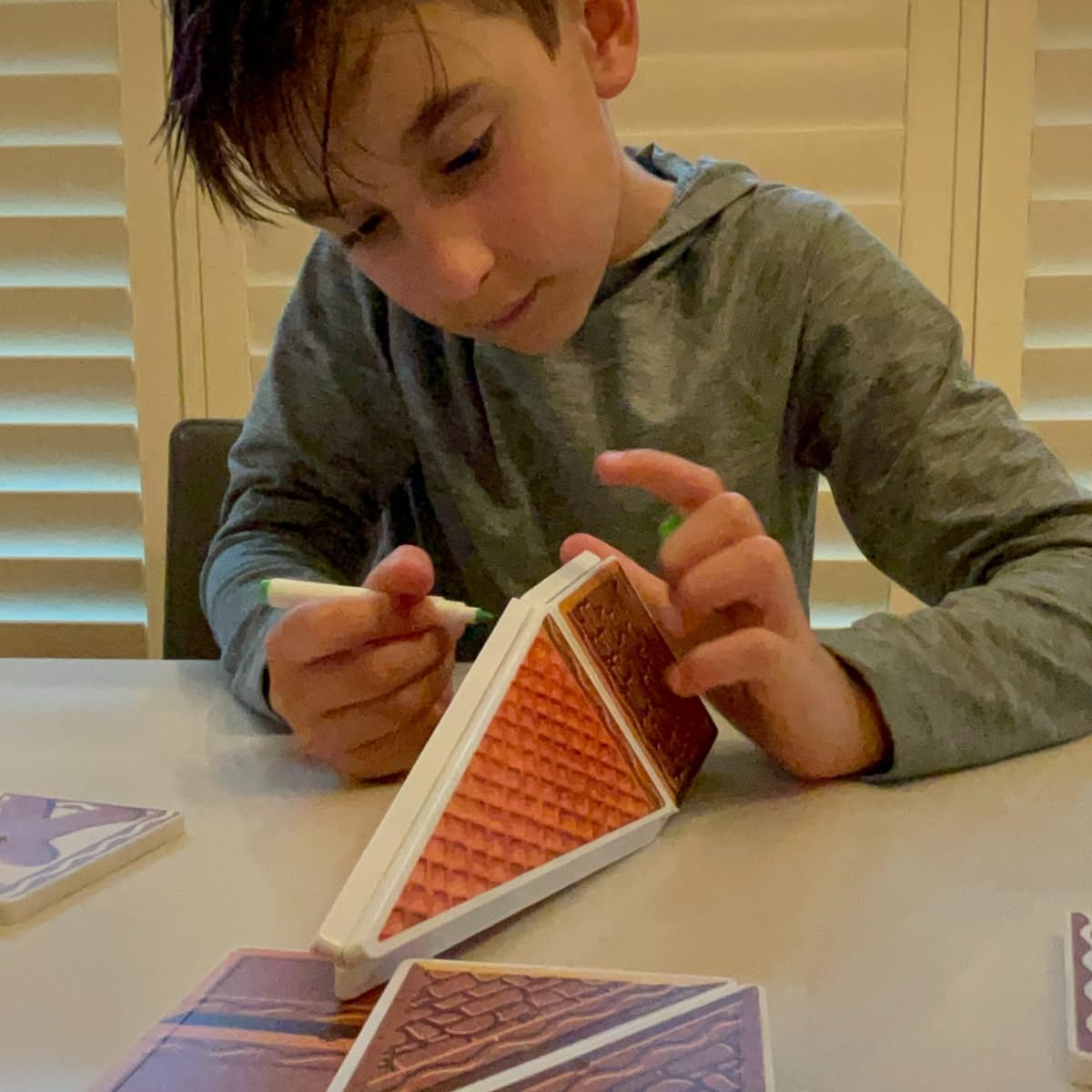 CreateOn Crayola Holiday Gingerbread House Magnetic Tiles, Magnetic Kids Building Toys, Educational Stem Toys for Ages 3+, 24-Piece Set