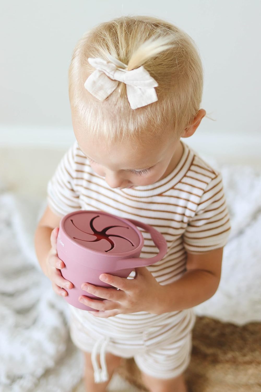 otterlove Collapsable Silicone Snack Container With Attachable Lid | 100% Pure LFGB Platinum Silicone with No Fillers | Snack Cup (Single - Woodchuck)