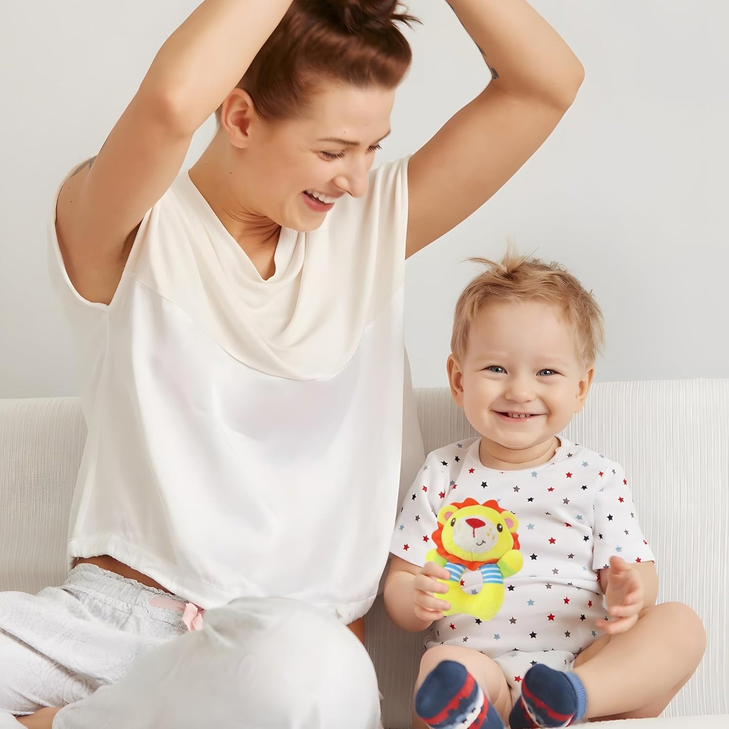 BLOOBLOOMAX Sock rattles for Babies 0-24 Months Baby Animal Foot Finder Educational Toys