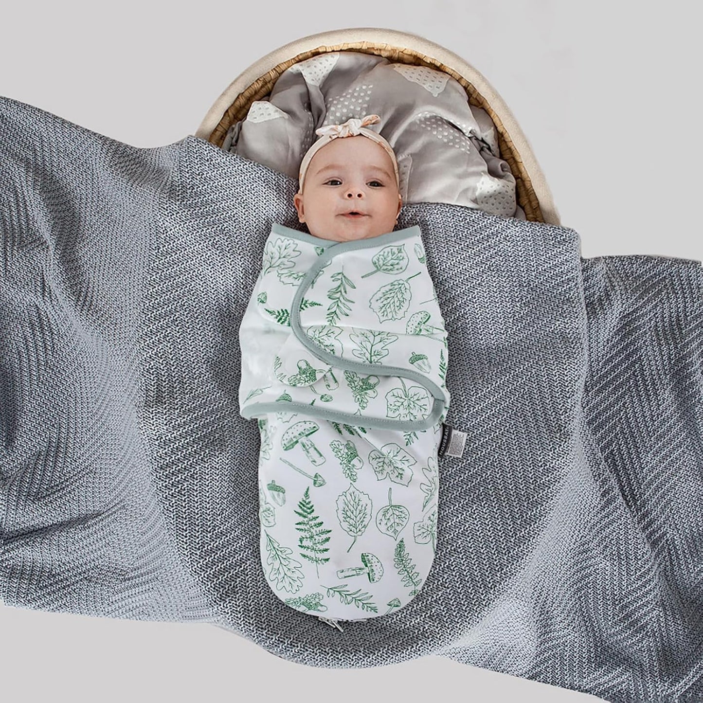HOUSBAY Baby Swaddle Blanket Boy Girl,Super Soft Material Newborn Adjustable Swaddles for 0-3 Months,2-Way Zipper Sleep Sack 1 Pack