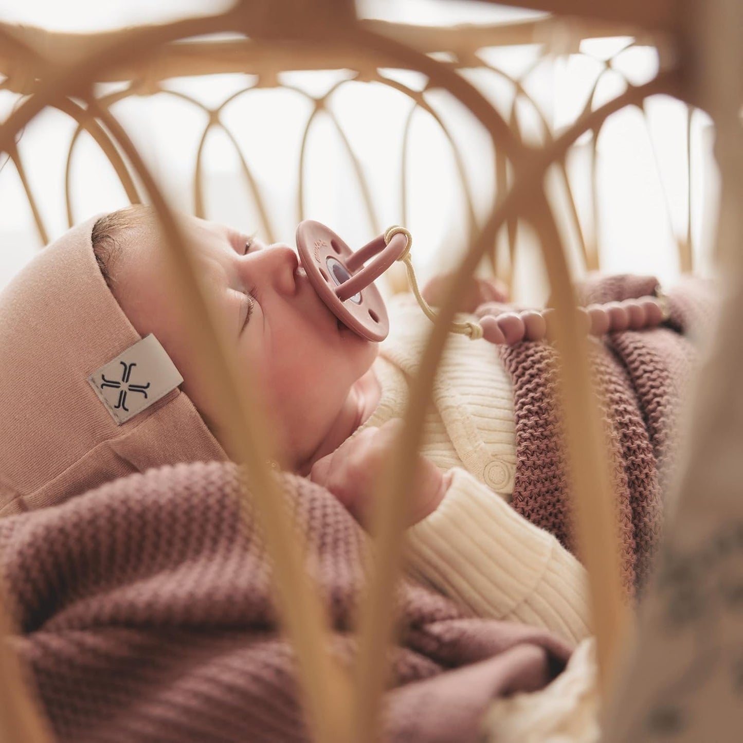 Heritage Knit Organic Cotton Receiving Swaddle Blanket for Girls - 100% Luxury Organic Cotton Knit Warm Cozy Crib Quilt Swaddle Blanket for Newborns Infants Babies & Toddlers (0-2Yrs - Sugar Plum)