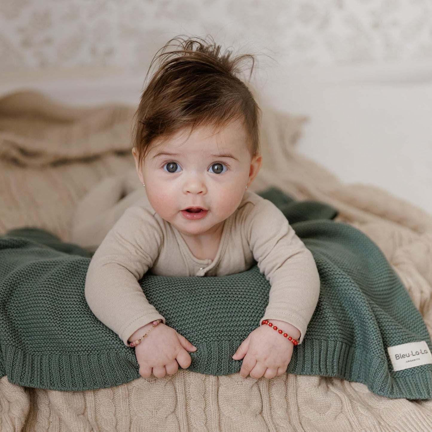 Signature Knit Organic Swaddle Blanket for Girls - 100% Soft Luxury Cotton Knit Receving Swaddler - Warm Cozy Crib Swaddling Blanket for Newborns Infants & Toddler (0-2Yrs - Dreamy Lilac)