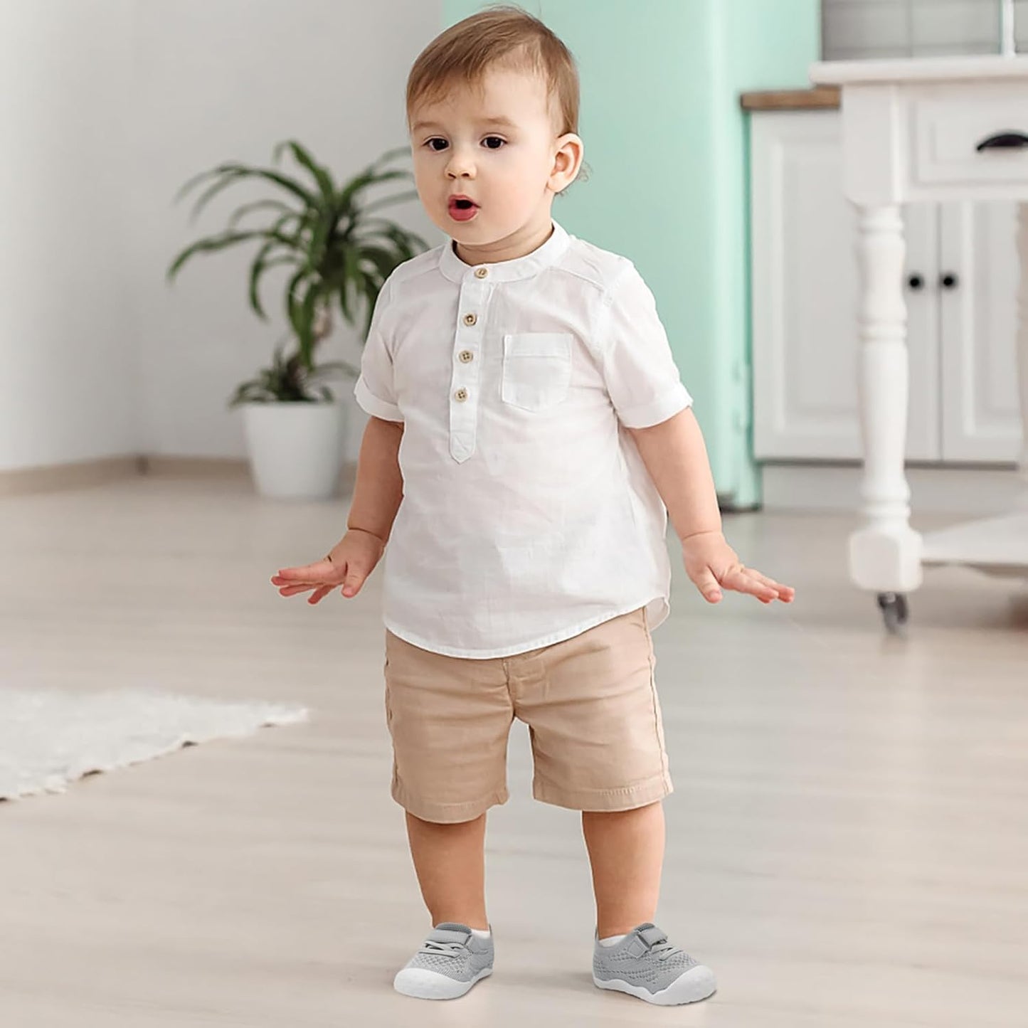 LeIsfIt Baby Shoes Girls Boys First Walking Shoes Infant Sneakers Crib Shoes Lightweight Non-Slip Shoes