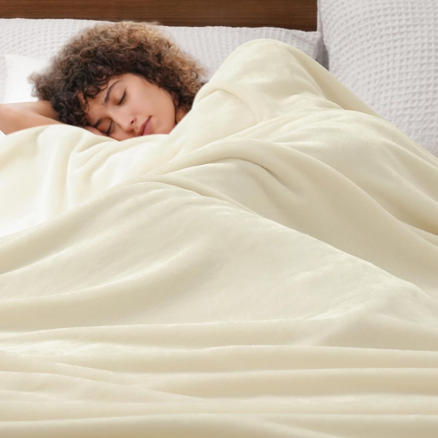 PHF Ultra Soft Fleece Blanket Queen Size, No Shed No Pilling Luxury Plush Cozy 300GSM Lightweight Blanket for Bed, Couch, Chair, Sofa Suitable for All Season, 90" x 90", Cream