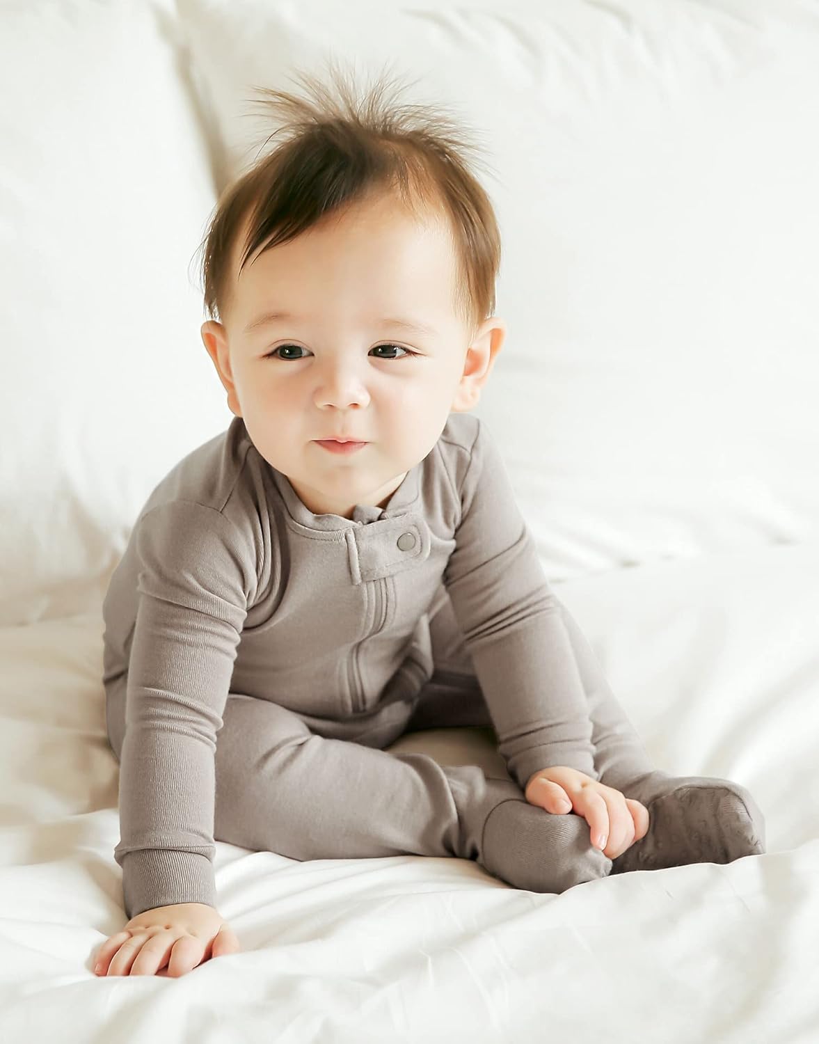 VAENAIT BABY Infant Toddler Boys Girls Footed One-Piece Sleep and Play Premium Modal Pajamas 1-2 Pieces