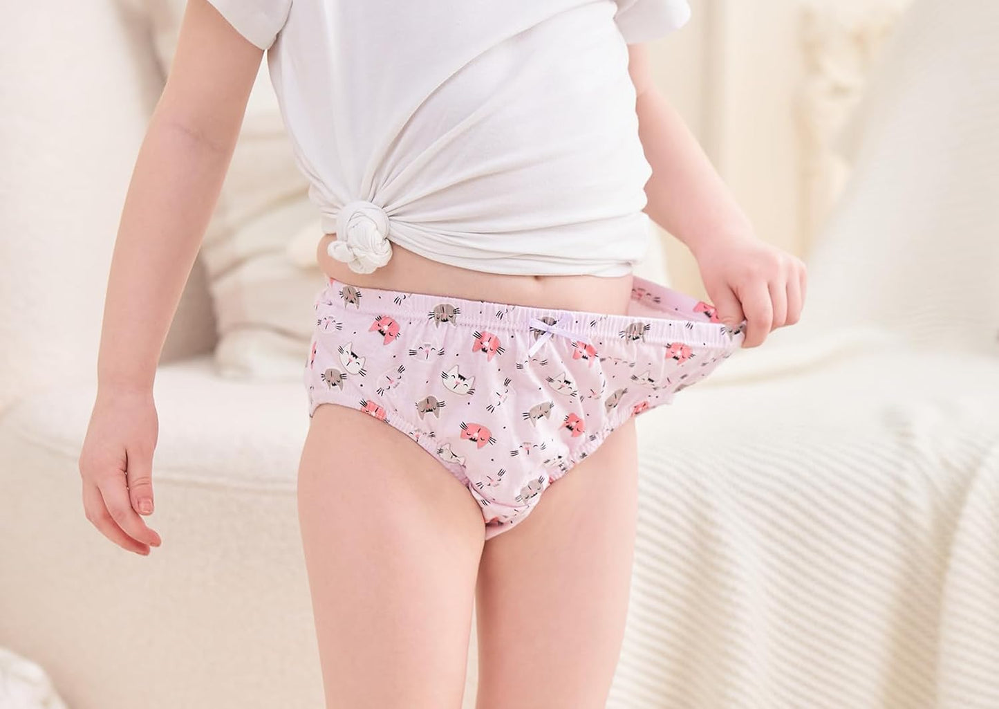 CHUNG Toddlers Little Girls Cotton Briefs Panties Pack of 5/6 Print Underwear 2T-10Years