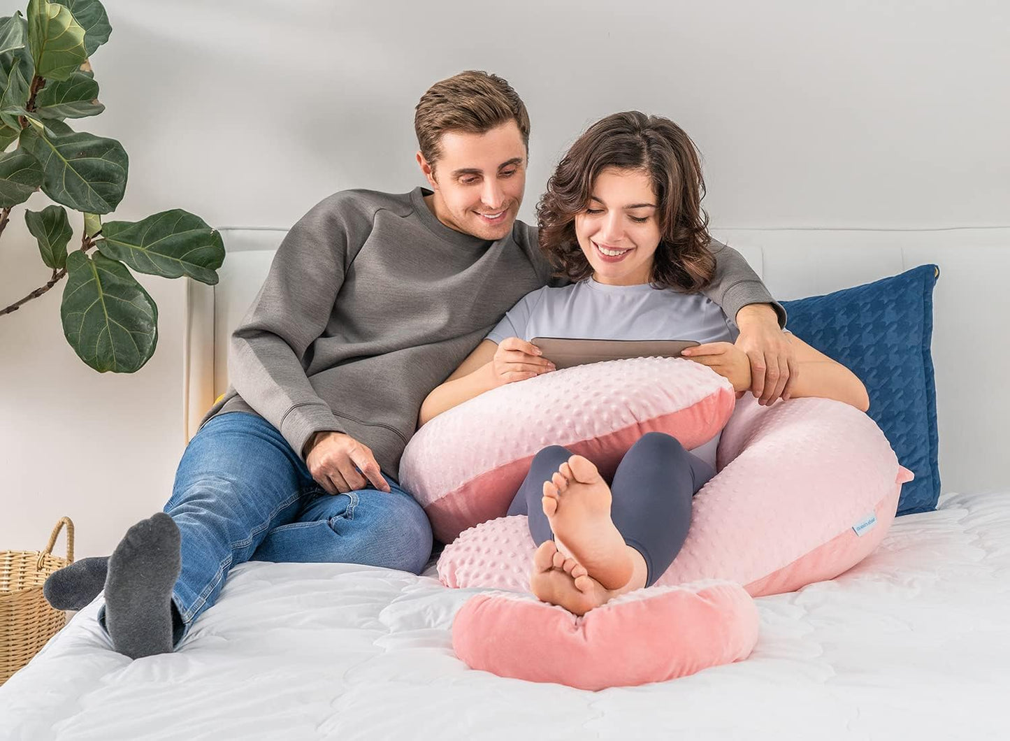 QUEEN ROSE Pregnancy Pillows - E Shaped Pregnancy Pillows for Sleeping, Detachable Body Pillow for Pregnant Side Sleeper, Pink Velvet, 60in