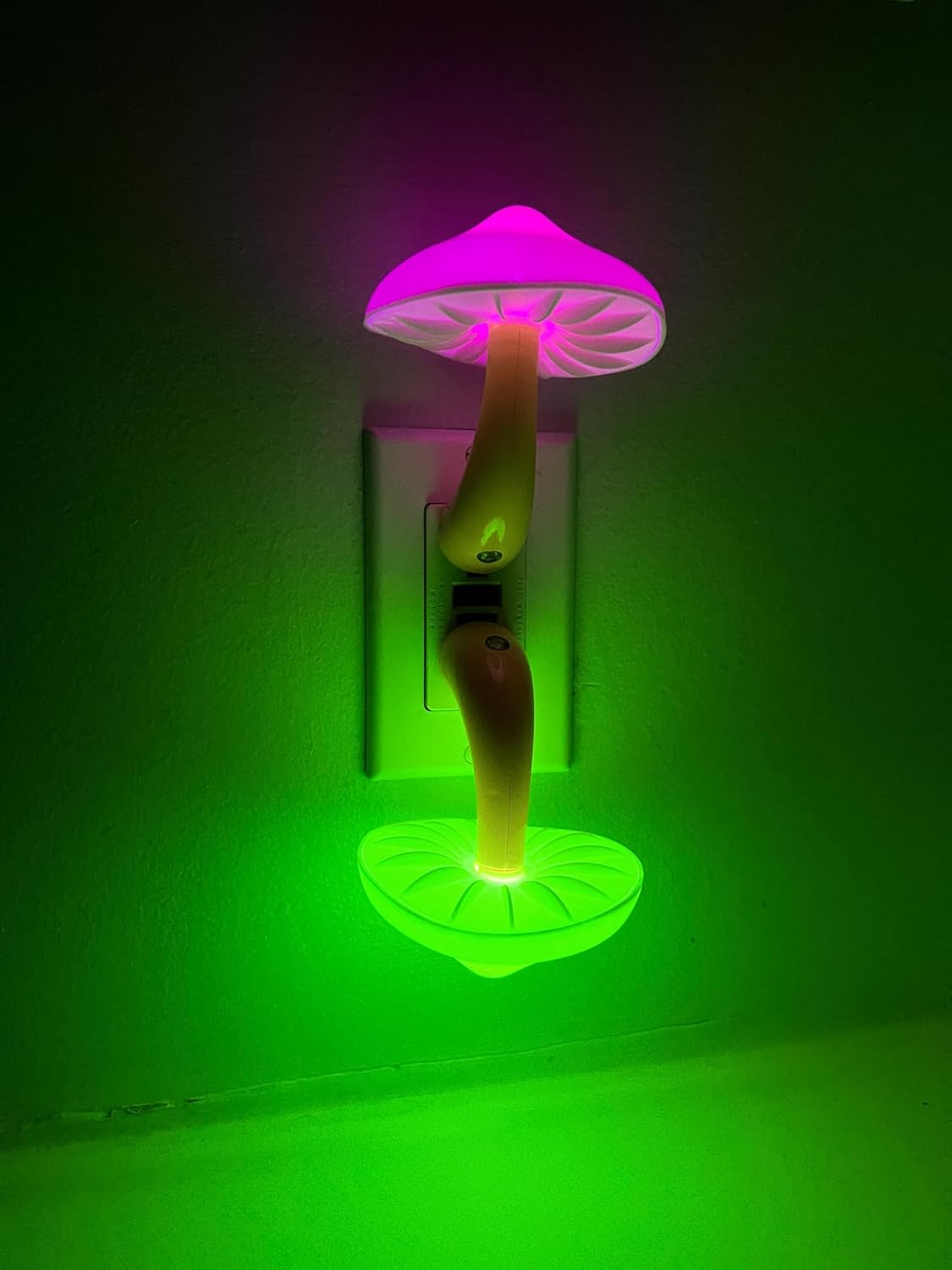 AUSAYE 3 Pack Sensor LED Night Light Plug in Lamp Mushroom Night Light for Adults Kids NightLight Bedroom,Bathroom,Toilet,Hallway,Stairs,Kitchen,Basement Green