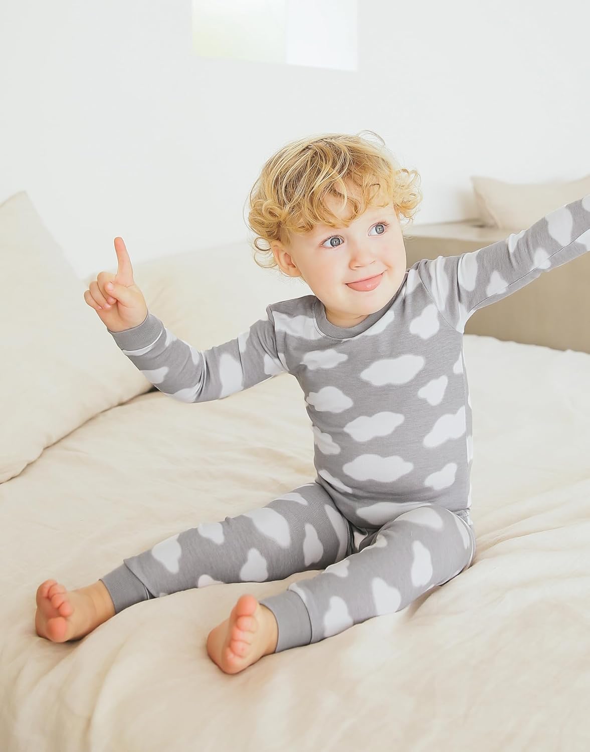 VAENAIT BABY 6M-12Y Kids Unisex Girls & Boys Soft Comfy Modal Tencel Sleepwear Pajamas 2pcs or 4pcs Set