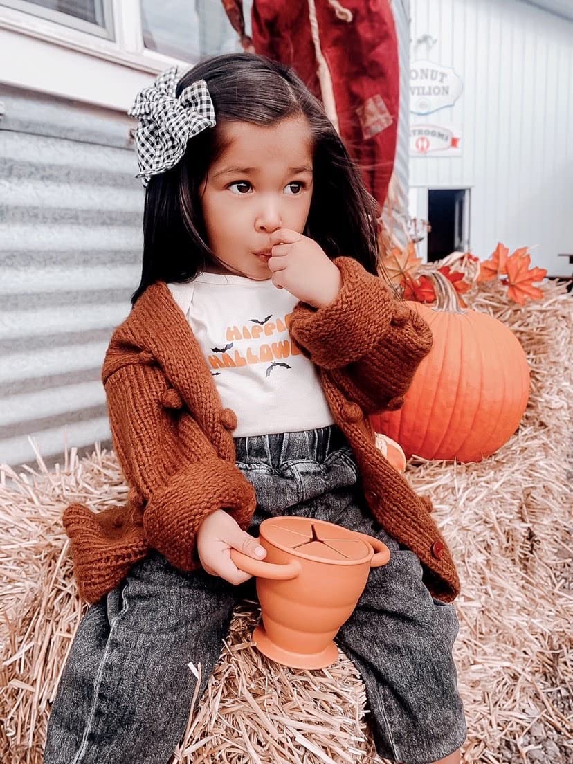 BraveJusticeKidsCo | Snack Attack II Snack Cup | Collapsible Silicone Snack Container | Toddler and Baby Snack Catcher Lid (Honey Ginger)