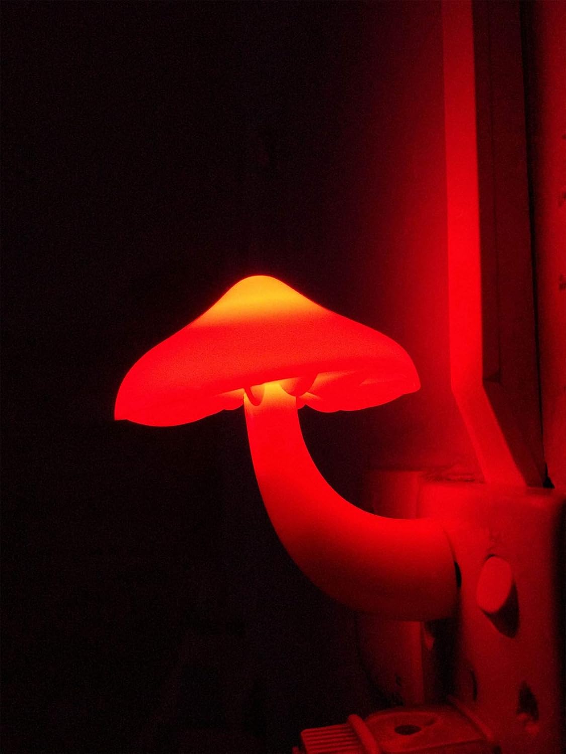 AUSAYE Sensor Led Nigh Light Plug in Nightlight for Kids Adults,Auto On/Off Night Lights Wall Lamp for Bedroom, Bathroom,Toilet,Stairs,Kitchen,Hallway Christmas Thanksgiving Gifts Red