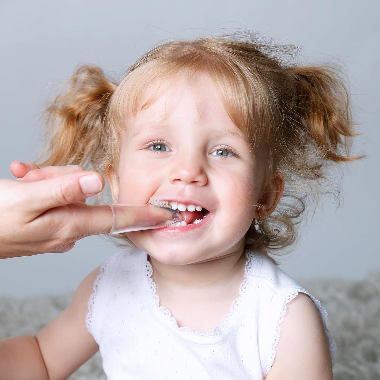 dearlomum Finger Toothbrush for Teething Training, Silicone Oral Cleaner for Newborns and Toddlers, 2PCS