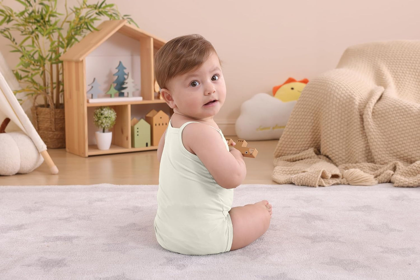 GUISBY Rayon Made from Bamboo Undershirt boy Girl Bodysuit for baby 3-Packs