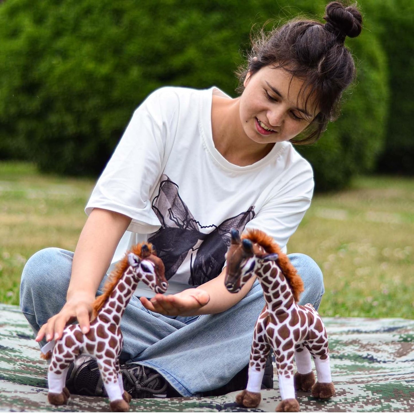 10" Cute Giraffe Plush Toy, Washable Holiday Stuffed Animal, Birthday Gift for Boys and Girls