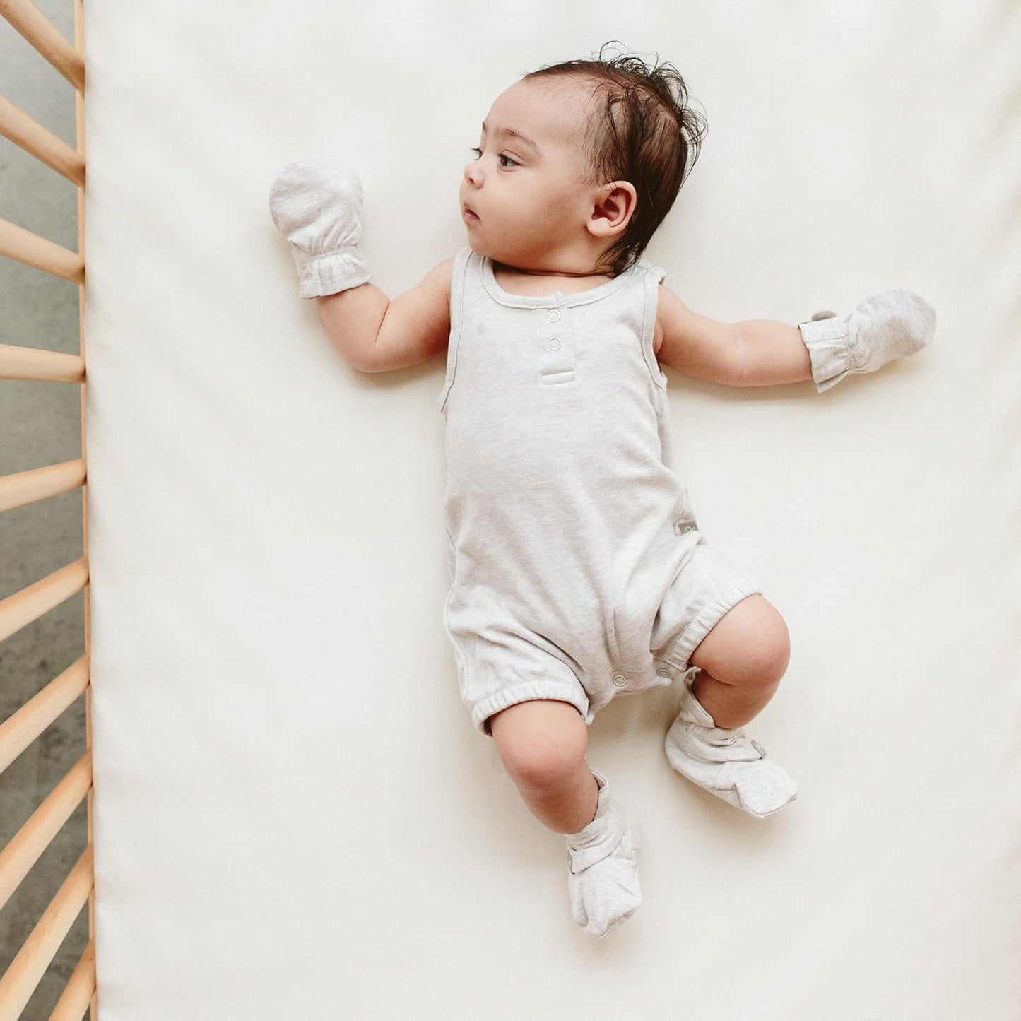 goumikids Viscose Made from Bamboo Cotton Anti-Scratch Soft Stay-On Mitts