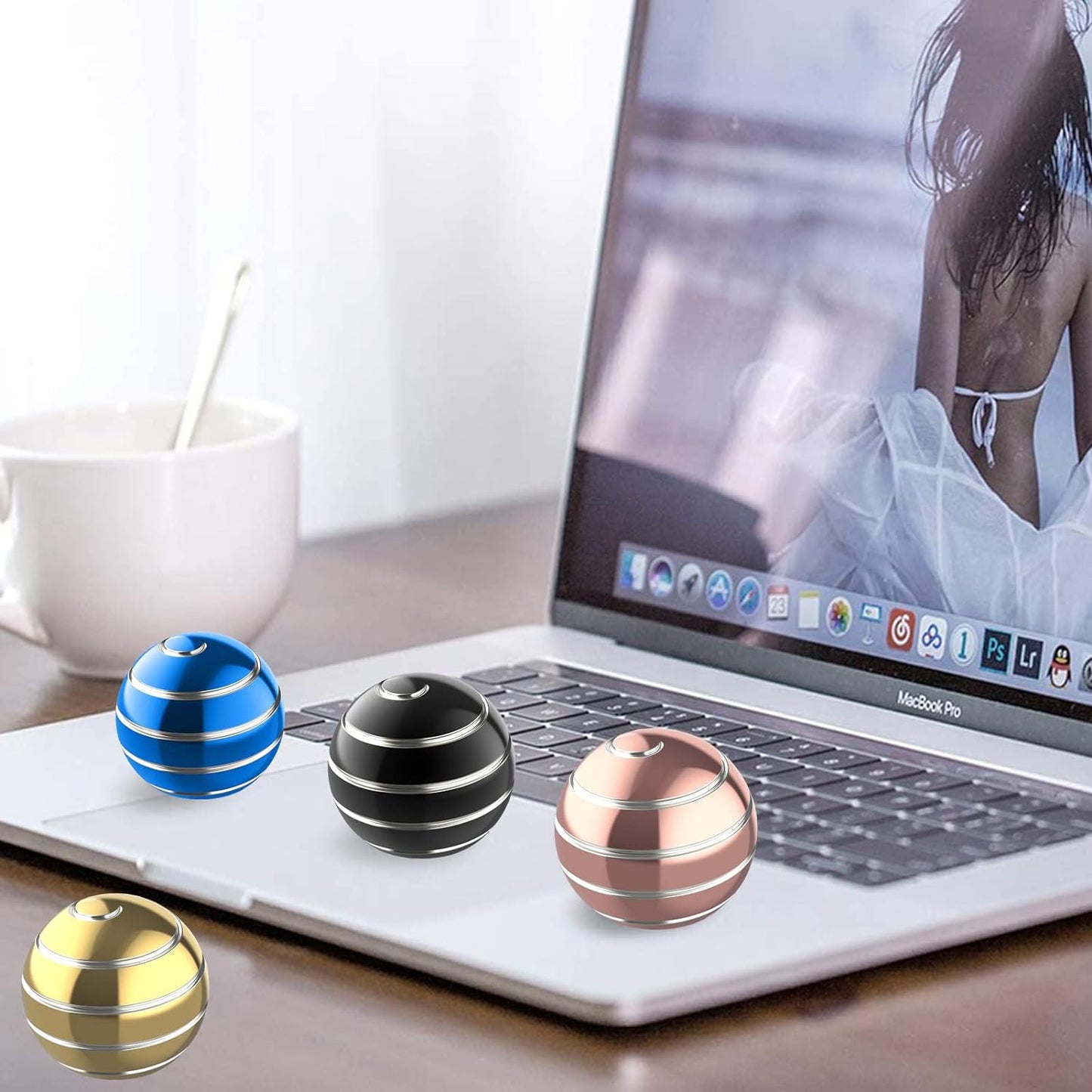 Kinetic Desk Toy Ball, 1.54'' Kinetic Desktop Spinning Toys, Optical Illusion Fidget Toys Gadgets for Christmas Birthday (39MM, Blue-A)