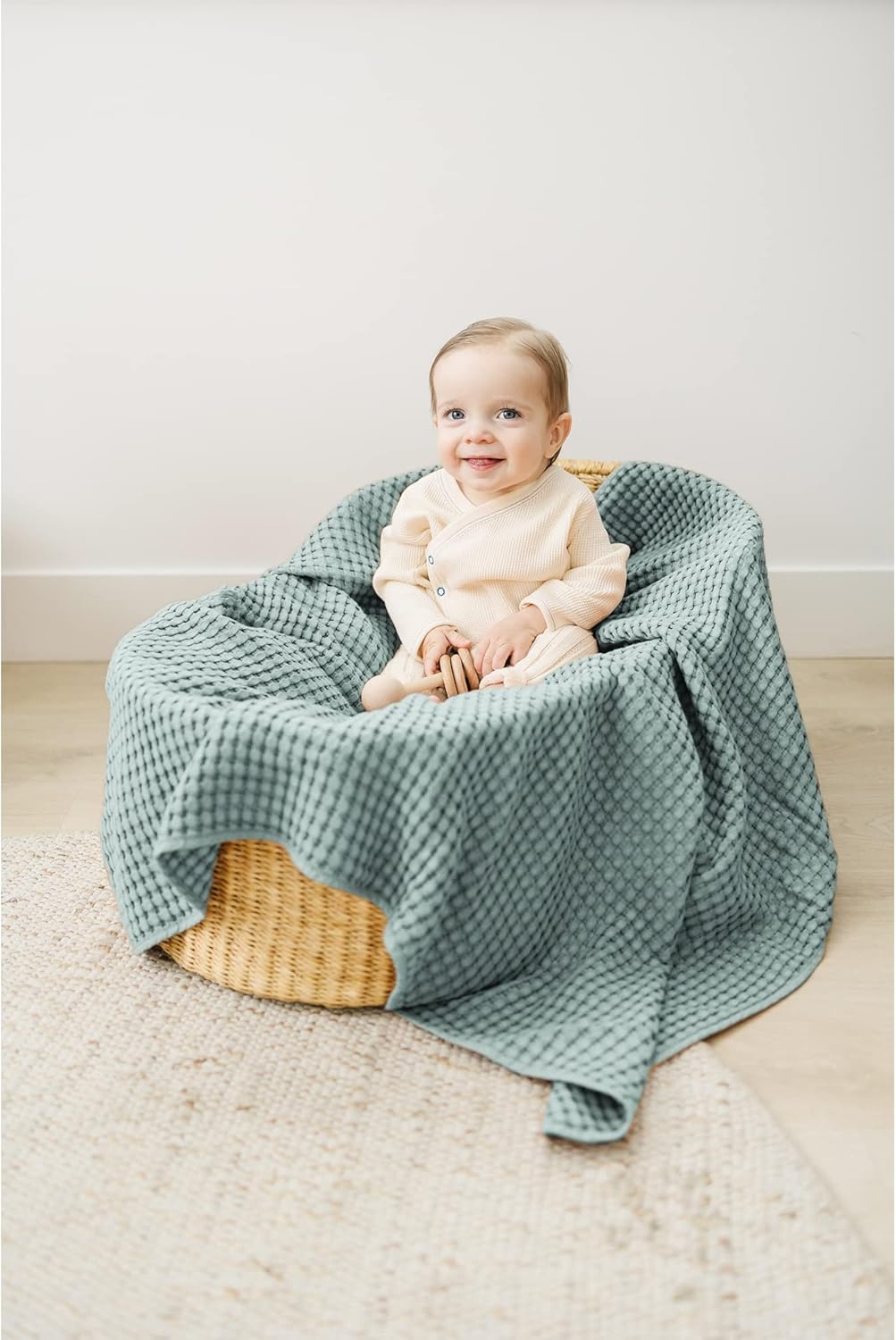 Konssy Waffle Baby Blanket - Soft & Cozy Nursery Swaddle Blanket, Lightweight Toddler Throw for Boys & Girls, Ideal for Wrapping(Light Green)