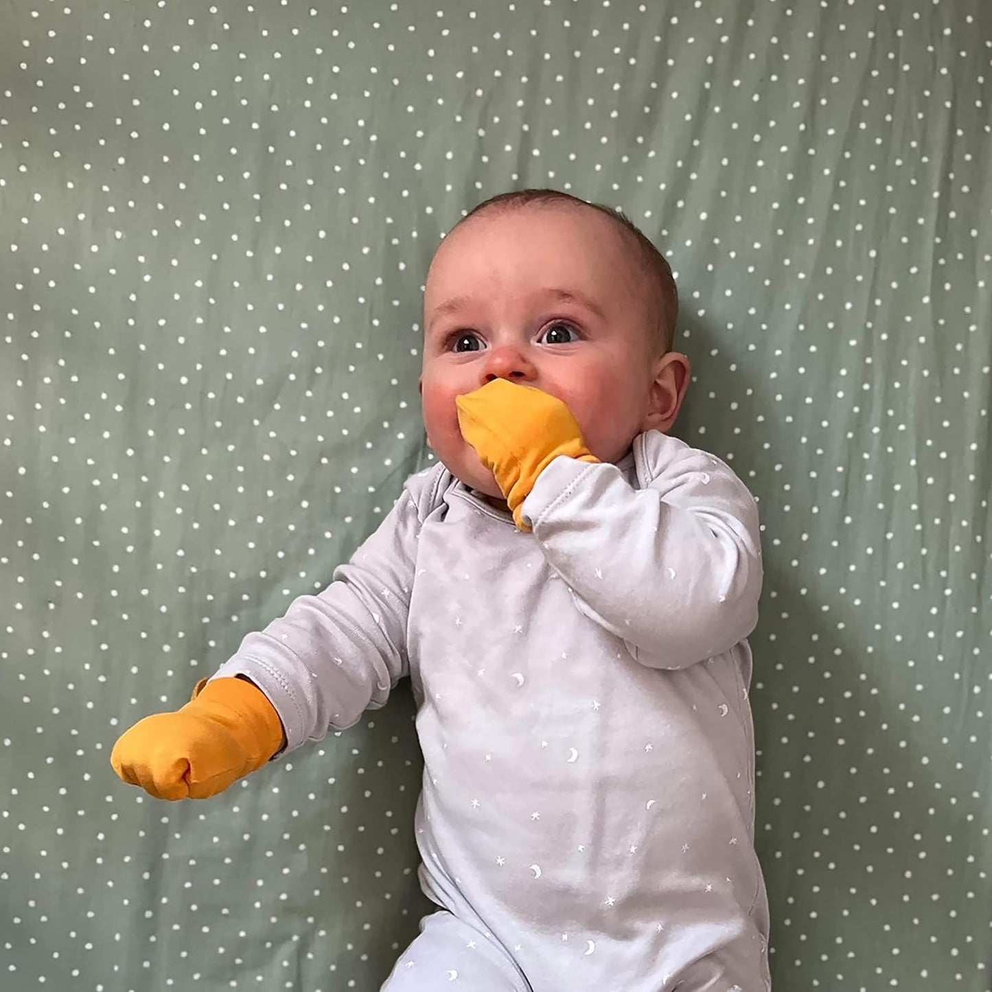 Bamboo Baby Mittens for Eczema, 6-12 Months, Baby Gloves for Dry Skin, Overnight Moisturizing Gloves, 3 Pairs