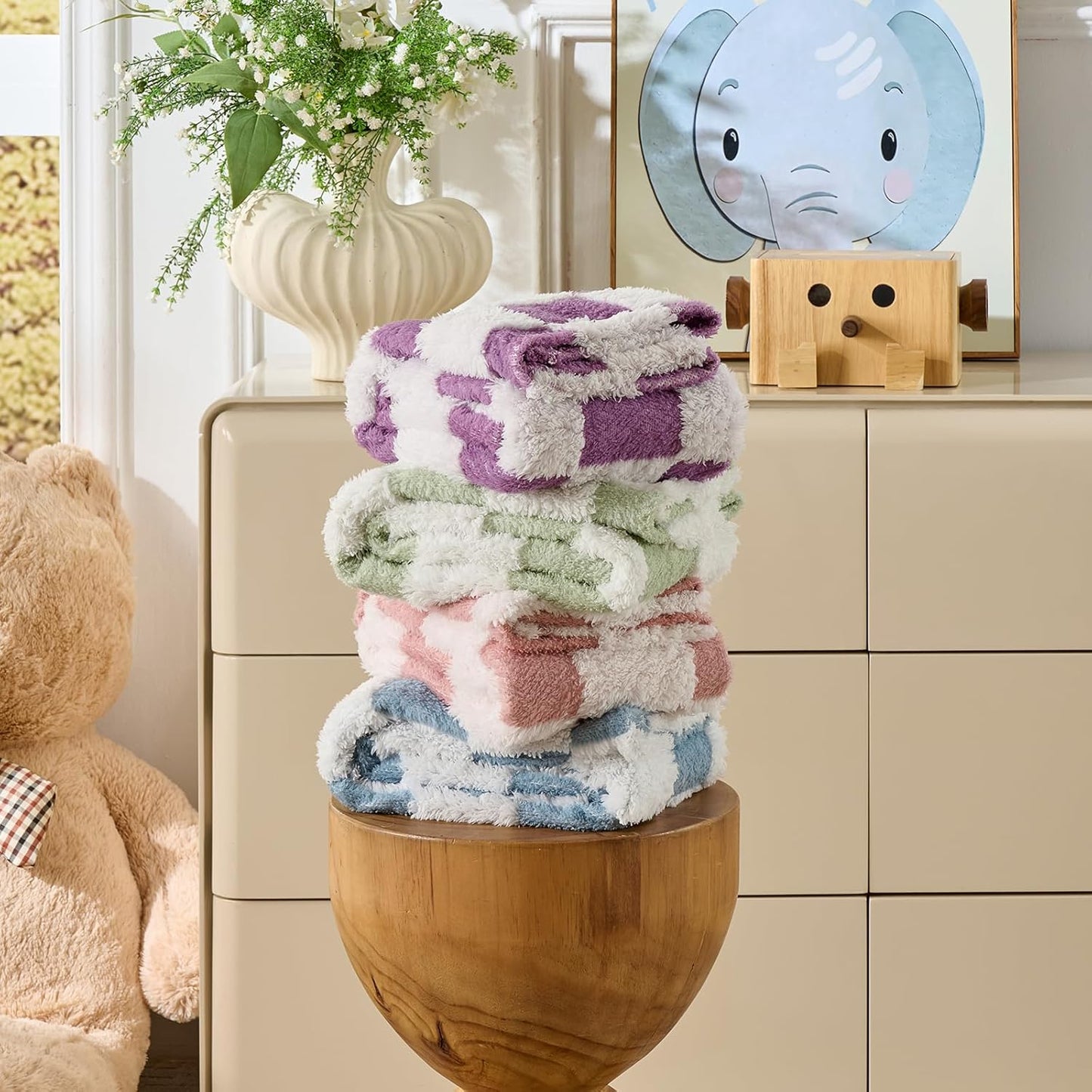 Fleece Baby Blanket for Girls 3D Checkerboard Design, Warm Cozy and Fluffy Infant Newborn Toddler Small Receiving Blankets for Crib Stroller, 30x40 Inches, Pink1