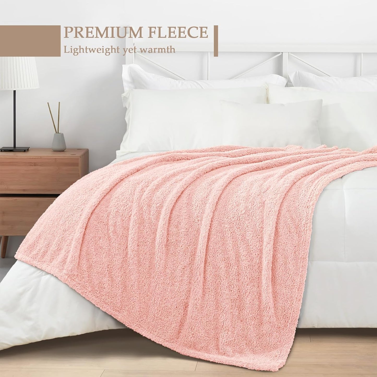 Exclusivo Mezcla Fleece Blanket for Couch, Soft and Cozy Twin Blankets for Women Men Girls Kids, Suitable for All Seasons, Light Pink, 60x80 Inches