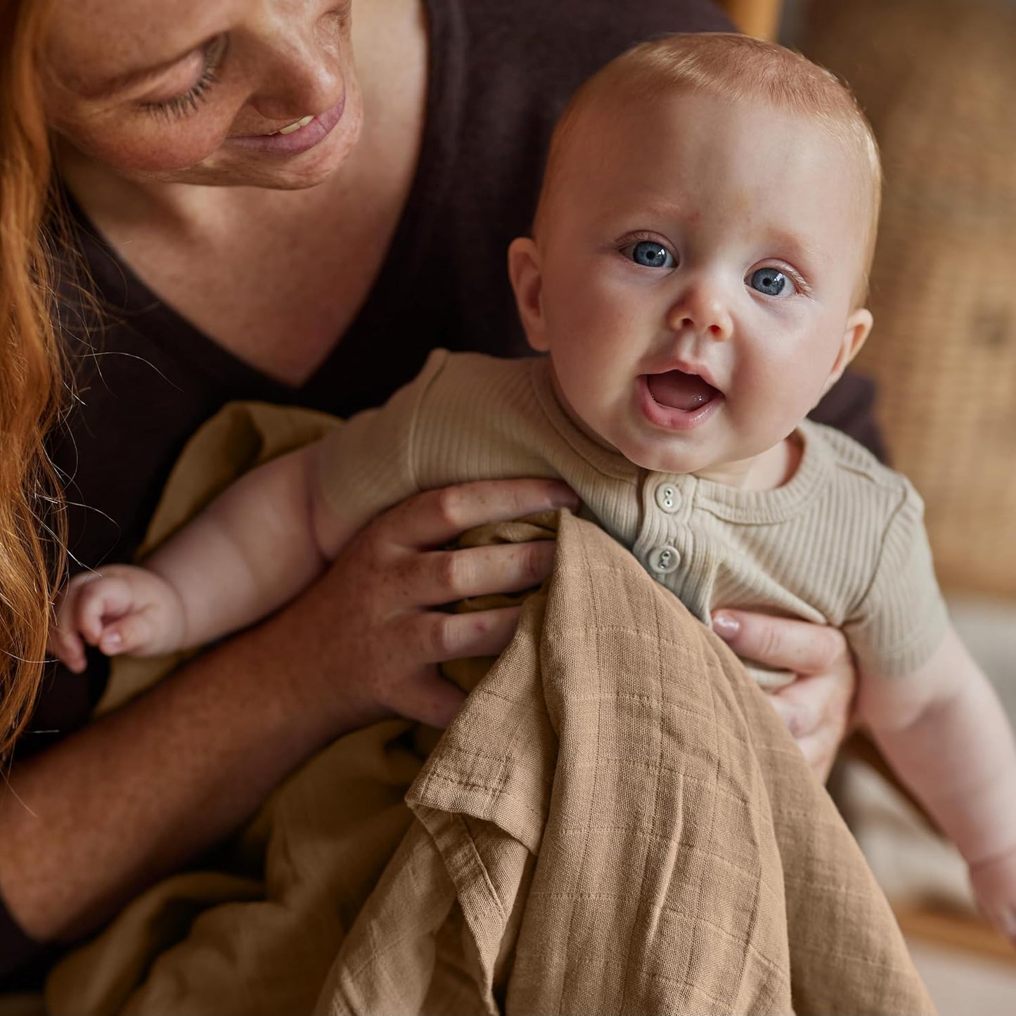 Swaddle - 100% Organic Cotton - Muslin Swaddle Blankets for Newborn, 47" x 47" (Natural)