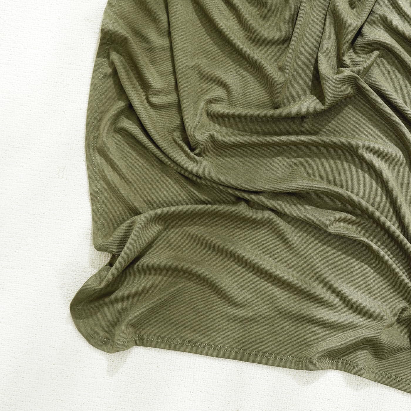 GRSSDER Newborn Swaddle Blanket, Ultra Soft Jersey Receiving Blanket with Matching Headband and Beanie Set 33×44", Stretchy Baby Neutral Swaddle Wrap for Girls and Boys