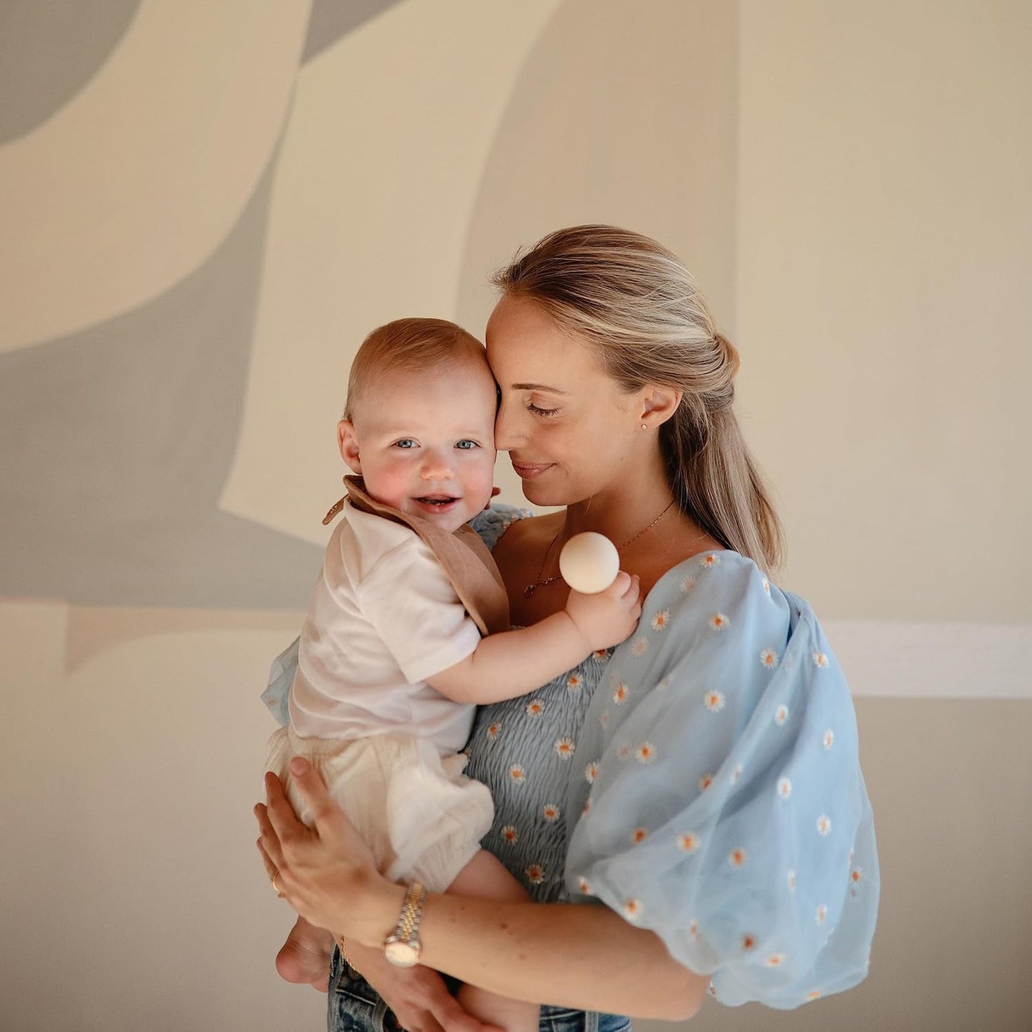 mushie Silicone Baby Shaker Rattle Toy | Ages 3+ Months (Shifting Sand)