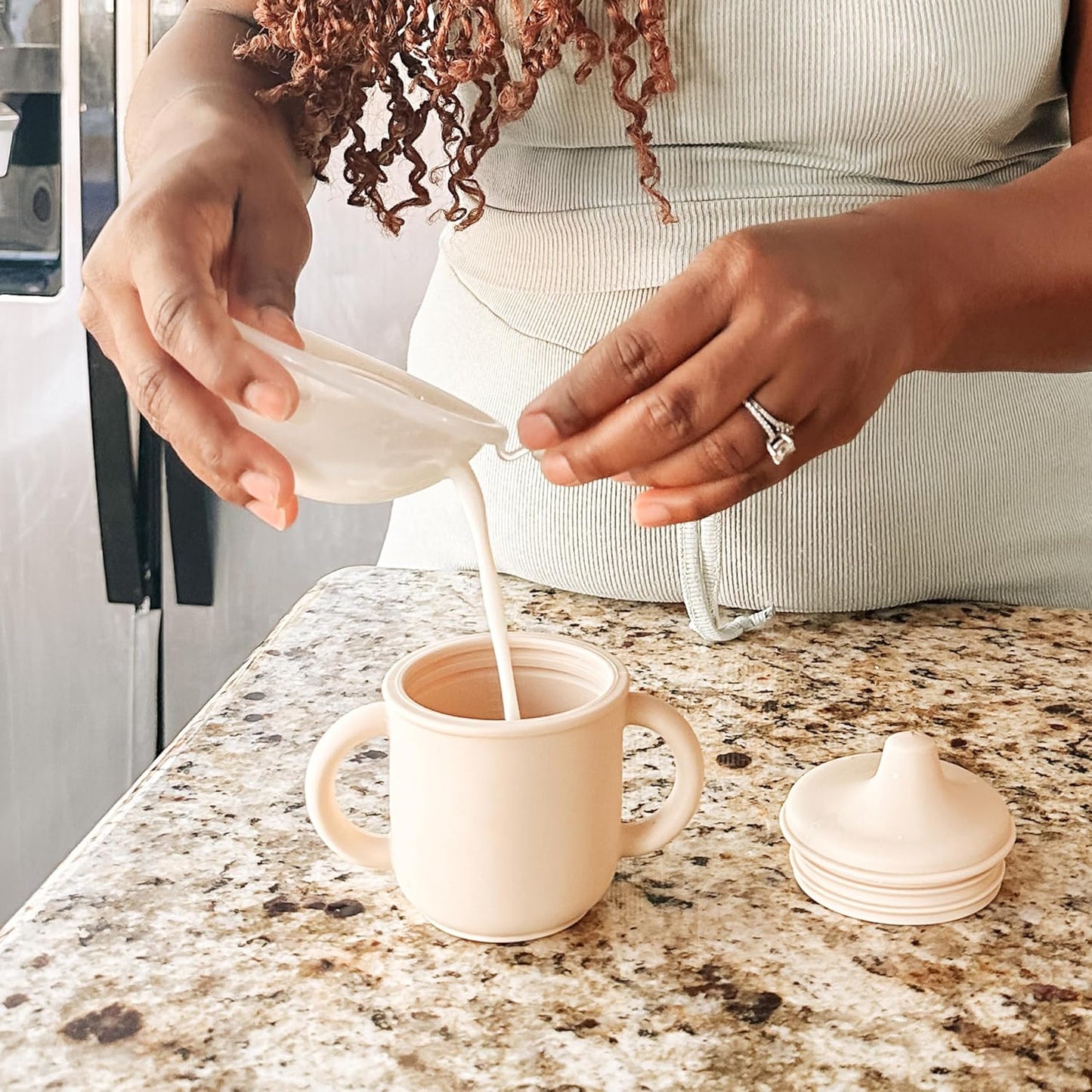 Willow Catch-All Milk Cups, 2 Pack, Wearable Milk Collector for Nursing Moms; Breast Shells for Milk Collection and Protects Sensitive Nipples, Made from BPA-Free and Food-Safe Silicone